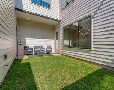 732 W 7th Street - Photo Thumbnail 23