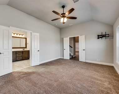 9701 Athens Drive - Photo Thumbnail 11