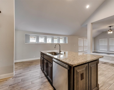 9701 Athens Drive - Photo Thumbnail 4