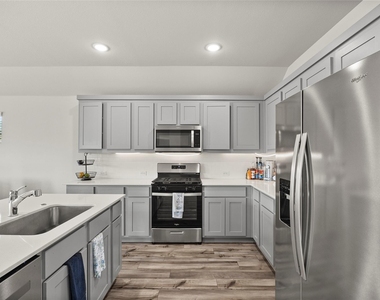 2826 Caroline Street - Photo Thumbnail 4