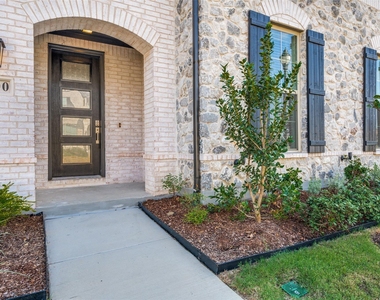 400 Buffalo Grass Drive - Photo Thumbnail 1