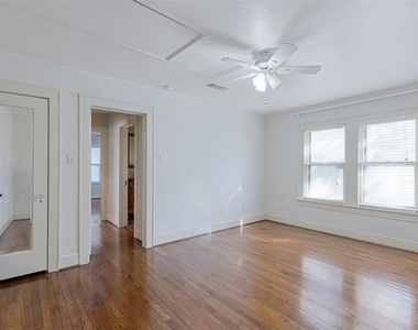 2304 Yucca Avenue - Photo Thumbnail 13