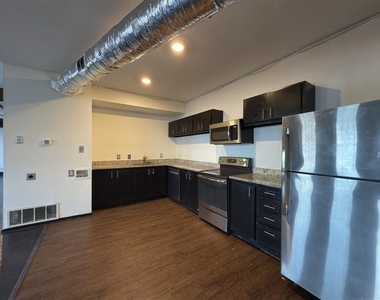 2007 S Ervay Street - Photo Thumbnail 14