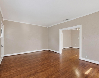 5934 Velasco Avenue - Photo Thumbnail 7