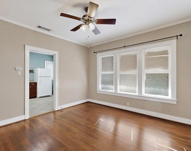 5934 Velasco Avenue - Photo Thumbnail 9
