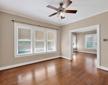 5934 Velasco Avenue - Photo Thumbnail 8