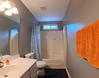 176 W Walnut Avenue - Photo Thumbnail 13