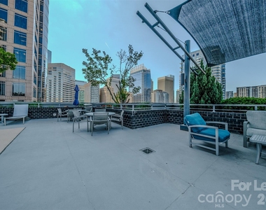 333 W Trade Street - Photo Thumbnail 33