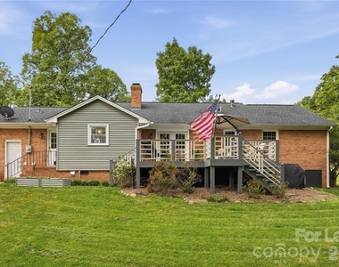 4323 Emory Lane - Photo Thumbnail 36