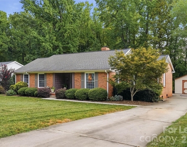 4323 Emory Lane - Photo Thumbnail 3