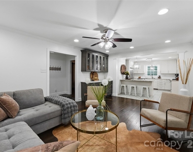 4323 Emory Lane - Photo Thumbnail 9