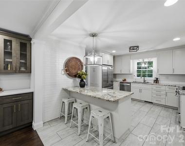 4323 Emory Lane - Photo Thumbnail 11