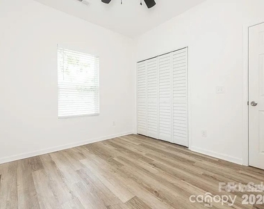 1474 Stroupe Street - Photo Thumbnail 12