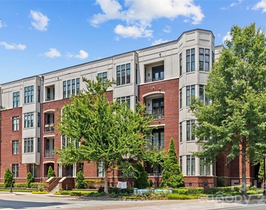 2810 Selwyn Avenue - Photo Thumbnail 47