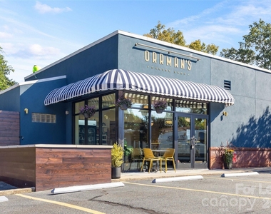 2810 Selwyn Avenue - Photo Thumbnail 38