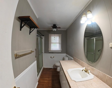 318 Fulton Street - Photo Thumbnail 5