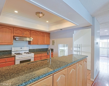 332 Pomelo Avenue - Photo Thumbnail 14