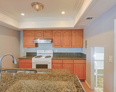 332 Pomelo Avenue - Photo Thumbnail 12