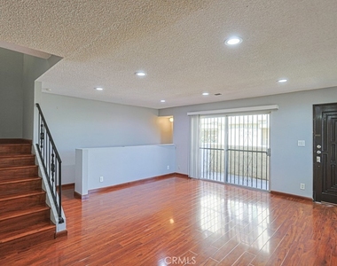 332 Pomelo Avenue - Photo Thumbnail 8
