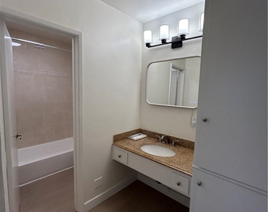 943 N Louise St. - Photo Thumbnail 13