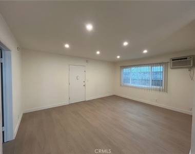 943 N Louise St. - Photo Thumbnail 10