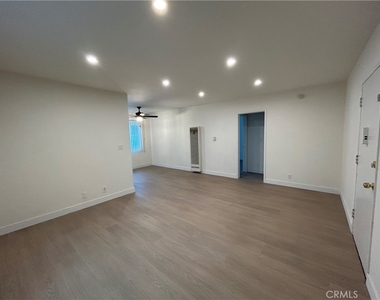 943 N Louise St. - Photo Thumbnail 7