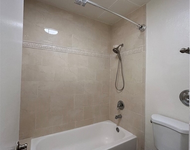 943 N Louise St. - Photo Thumbnail 14