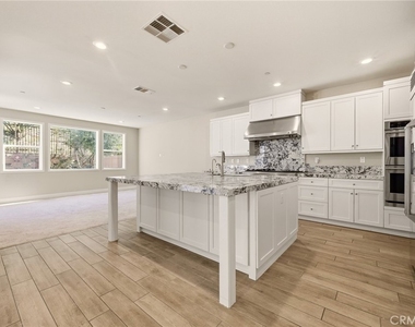 20610 Shepherd Hills - Photo Thumbnail 4