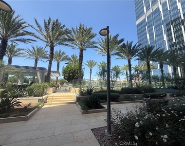 877 Francisco - Photo Thumbnail 5