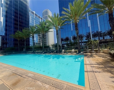 877 Francisco - Photo Thumbnail 7