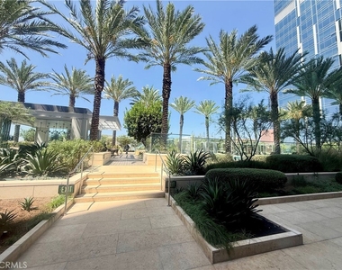 877 Francisco - Photo Thumbnail 8