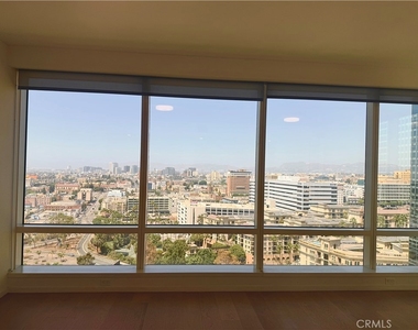 877 Francisco - Photo Thumbnail 16