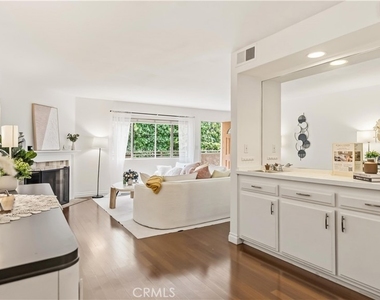 432 S Oak Knoll Avenue - Photo Thumbnail 2
