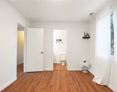 432 S Oak Knoll Avenue - Photo Thumbnail 23