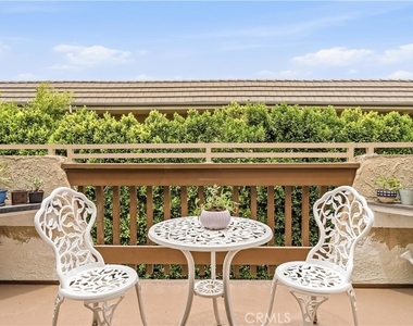432 S Oak Knoll Avenue - Photo Thumbnail 25