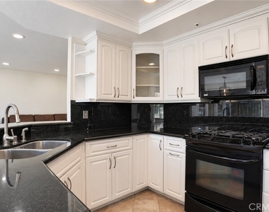 5912 San Remo - Photo Thumbnail 14