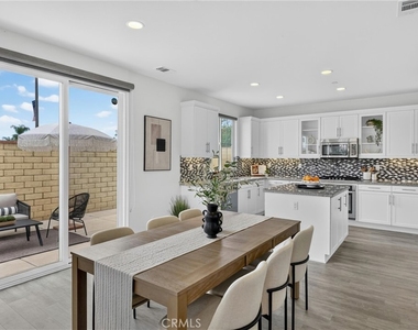 1115 N Vecino Lane - Photo Thumbnail 14