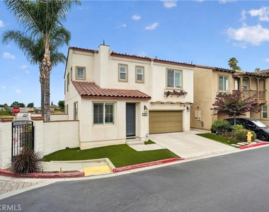 1115 N Vecino Lane - Photo Thumbnail 1