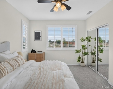 1115 N Vecino Lane - Photo Thumbnail 27