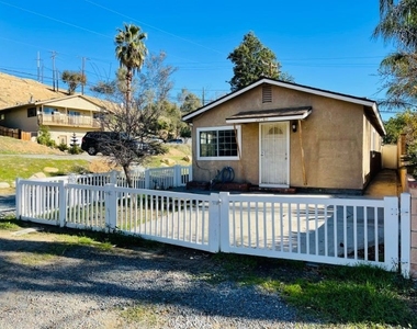 29740 Wilson - Photo Thumbnail 1