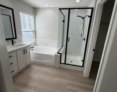 30152 Heritage Street - Photo Thumbnail 16