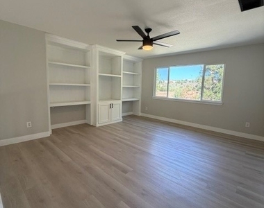 30152 Heritage Street - Photo Thumbnail 8