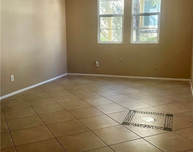 28410 Socorro Street - Photo Thumbnail 4