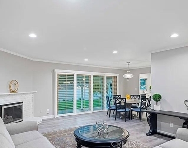 18334 Los Alimos Street - Photo Thumbnail 4