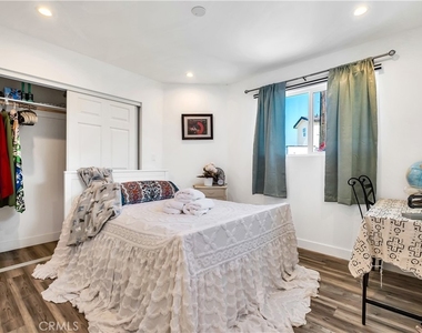 8326 Byrd Avenue - Photo Thumbnail 16