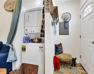 8326 Byrd Avenue - Photo Thumbnail 19