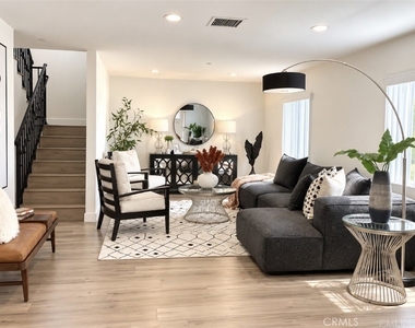 3525 Siskiyou - Photo Thumbnail 2