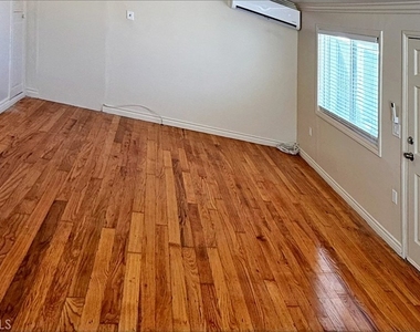 2642 E Adams - Photo Thumbnail 3