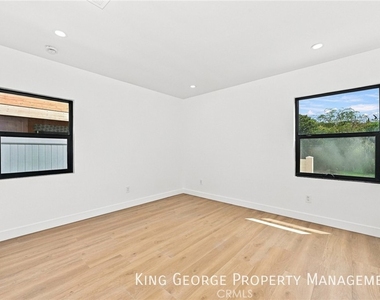 18741 Covello Street - Photo Thumbnail 6
