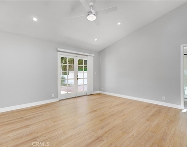 5794 Fairhaven Avenue - Photo Thumbnail 16